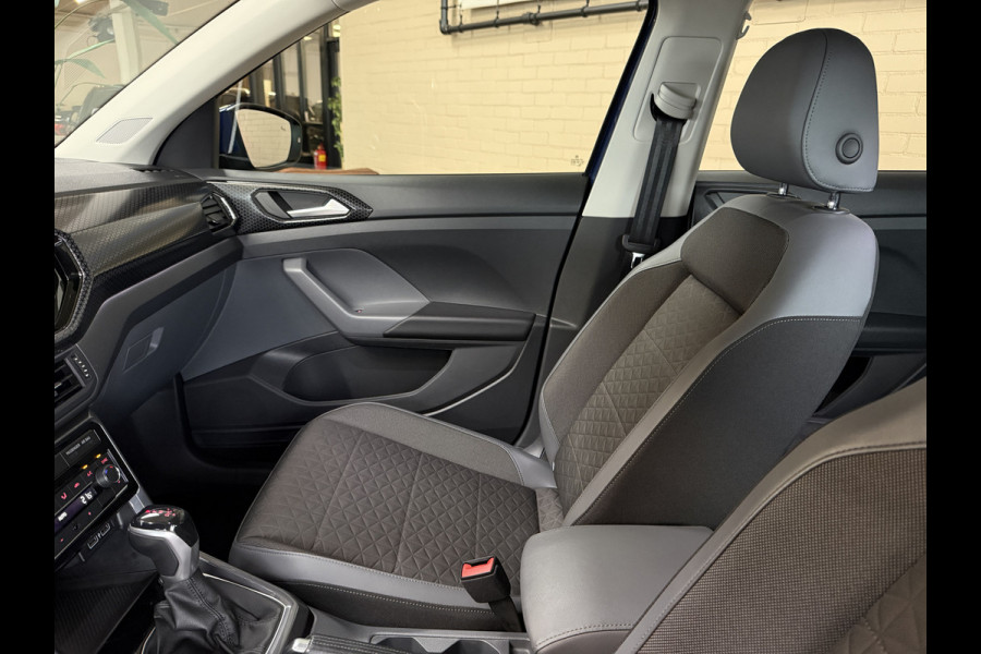 Volkswagen T-Cross 1.0 TSI 115pk DSG Style | Navi | Carplay | 17"| Camera | Led Koplampen | Stoelverwarming | 100% Volkswagen Onderhouden!