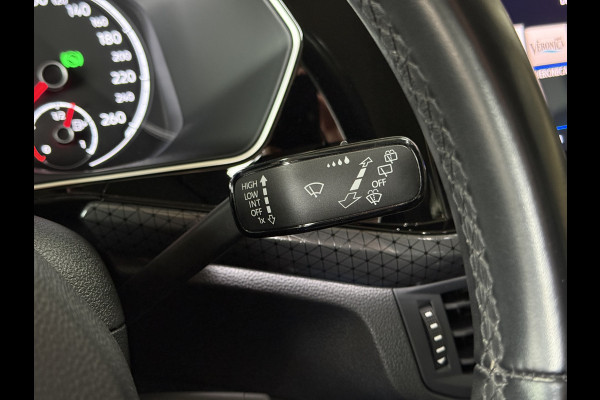 Volkswagen T-Cross 1.0 TSI 115pk DSG Style | Navi | Carplay | 17"| Camera | Led Koplampen | Stoelverwarming | 100% Volkswagen Onderhouden!