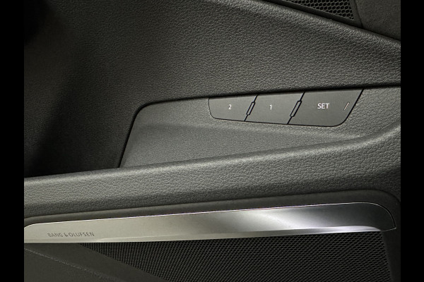 Audi e-tron Sportback S 504pk | RS-Stoelen | Panorama | 360 Camera | Valcona Leder | ACC | B&O Sound | Luchtvering | Soft-Close | Camera Spiegels | Nachtzicht | Keyless-Entry | Head-Up | 4-Zone Clima | Stoelverwarming V+A | Sfeerverlichting | Memory | Carplay |