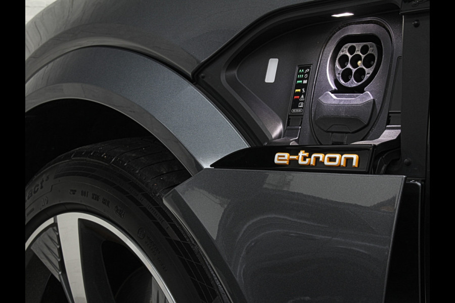 Audi e-tron Sportback S 504pk | RS-Stoelen | Panorama | 360 Camera | Valcona Leder | ACC | B&O Sound | Luchtvering | Soft-Close | Camera Spiegels | Nachtzicht | Keyless-Entry | Head-Up | 4-Zone Clima | Stoelverwarming V+A | Sfeerverlichting | Memory | Carplay |