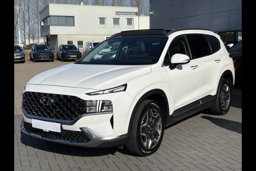 Hyundai Santa Fe 1.6 T-GDI PHEV Premium Sky 7p. | Afneembare trekhaak | Panoramadak | Stoelverwarming | Adaptive cruise control | Camera | KRELL