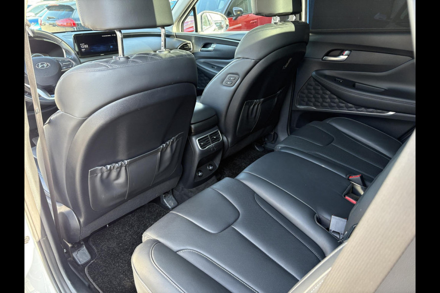 Hyundai Santa Fe 1.6 T-GDI PHEV Premium Sky 7p. | Afneembare trekhaak | Panoramadak | Stoelverwarming | Adaptive cruise control | Camera | KRELL