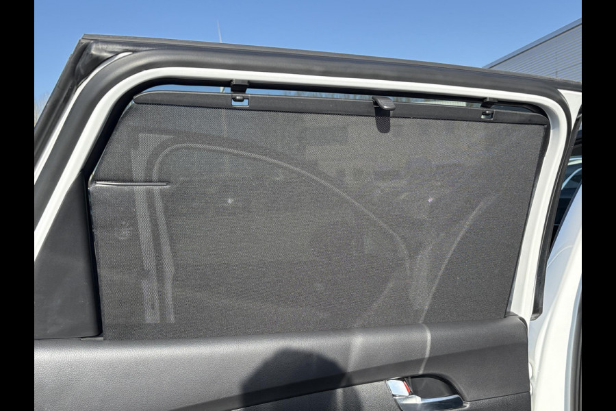 Hyundai Santa Fe 1.6 T-GDI PHEV Premium Sky 7p. | Afneembare trekhaak | Panoramadak | Stoelverwarming | Adaptive cruise control | Camera | KRELL