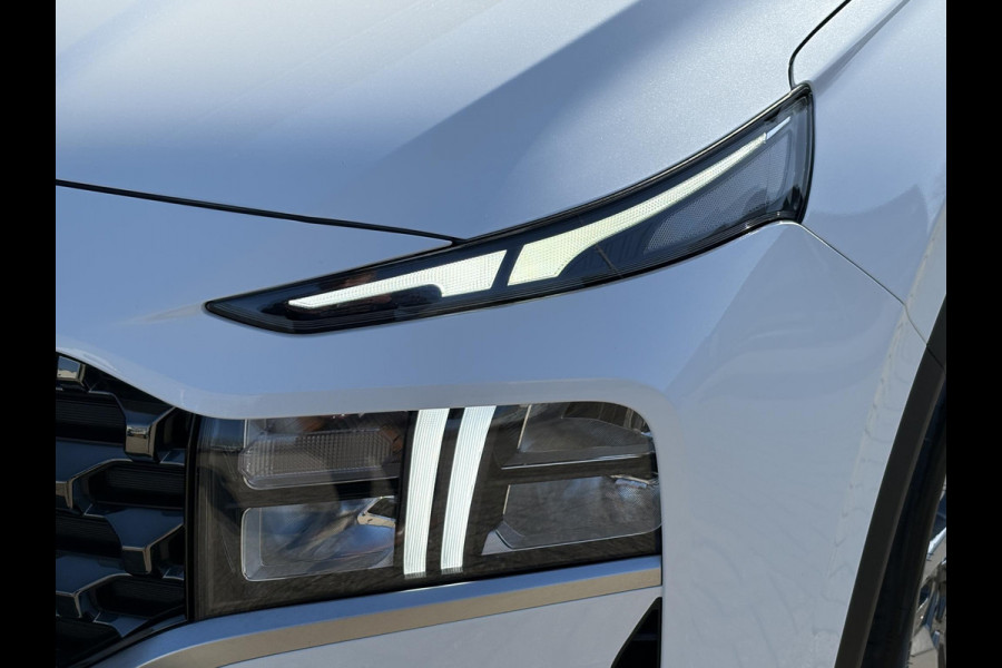 Hyundai Santa Fe 1.6 T-GDI PHEV Premium Sky 7p. | Afneembare trekhaak | Panoramadak | Stoelverwarming | Adaptive cruise control | Camera | KRELL