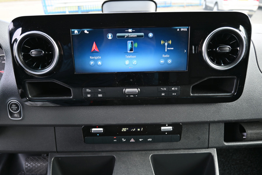 Mercedes-Benz Sprinter 317 CDI L2H2 Pro Geveerde stoel, Navigatie met camera