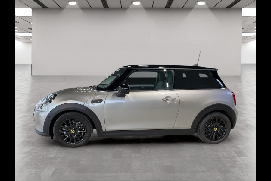 MINI Cooper SE Classic Head-Up Harman/Kardon Panoramadak Leder Sportstoel Neem contact op en we maken een afspraak!