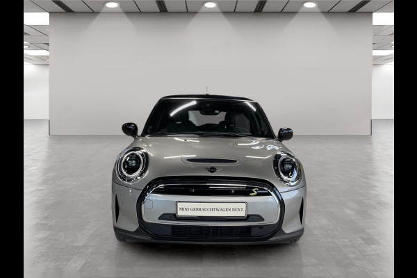 MINI Cooper SE Classic Head-Up Harman/Kardon Panoramadak Leder Sportstoel Neem contact op en we maken een afspraak!