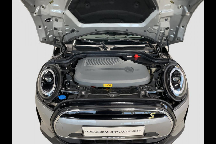 MINI Cooper SE Classic Head-Up Harman/Kardon Panoramadak Leder Sportstoel Neem contact op en we maken een afspraak!