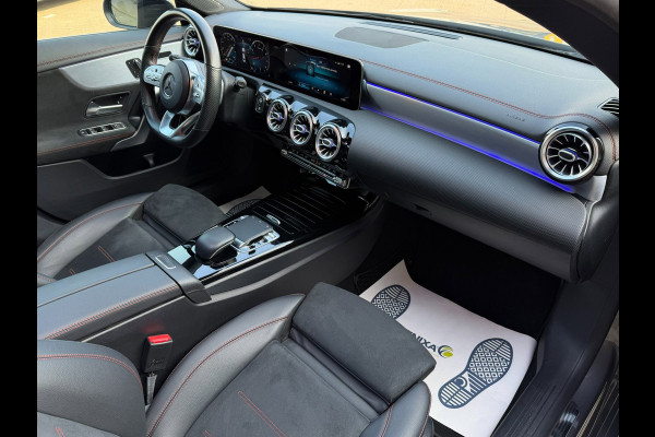 Mercedes-Benz CLA-Klasse 200 AMG Line l PANO l XENON