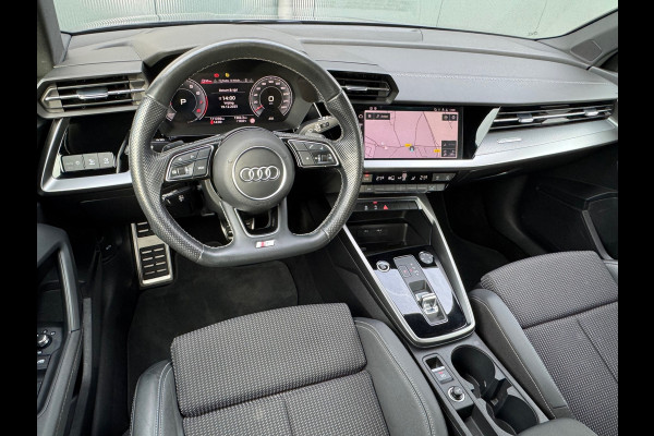 Audi A3 Sportback 30 TFSI S-line edition * Navigatie * Parkeersensoren * Audi Sound *