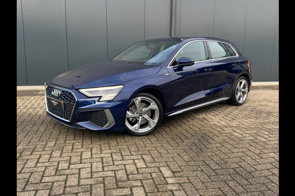 Audi A3 Sportback 30 TFSI S-line edition * Navigatie * Parkeersensoren * Audi Sound *