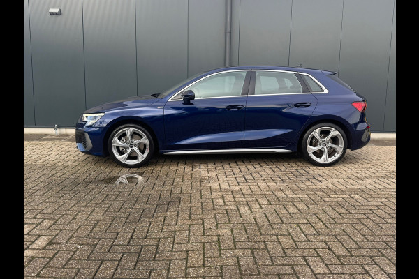 Audi A3 Sportback 30 TFSI S-line edition * Navigatie * Parkeersensoren * Audi Sound *