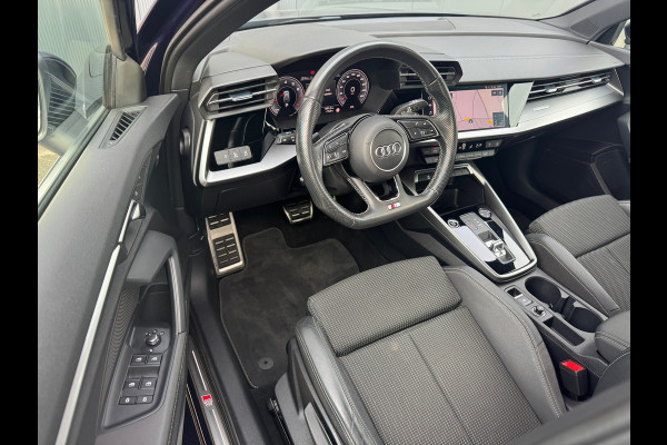 Audi A3 Sportback 30 TFSI S-line edition * Navigatie * Parkeersensoren * Audi Sound *