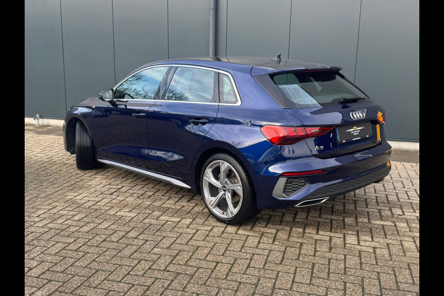 Audi A3 Sportback 30 TFSI S-line edition * Navigatie * Parkeersensoren * Audi Sound *