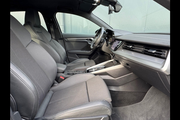 Audi A3 Sportback 30 TFSI S-line edition * Navigatie * Parkeersensoren * Audi Sound *