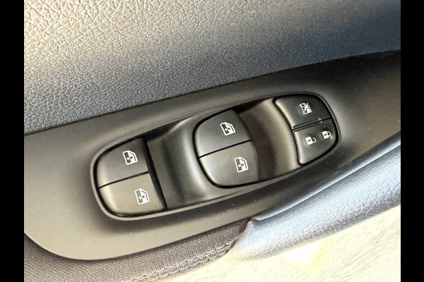 Nissan QASHQAI 1.2 Acenta TREKHAAK CAMERA NAVIGATIE PDC CRUISE LANE ASSIST