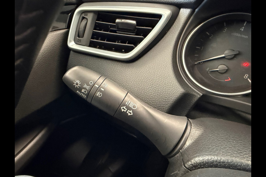 Nissan QASHQAI 1.2 Acenta TREKHAAK CAMERA NAVIGATIE PDC CRUISE LANE ASSIST