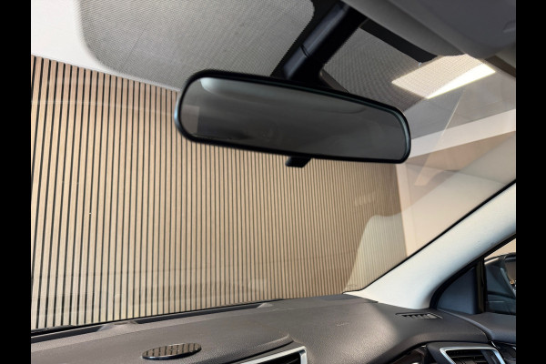 Nissan QASHQAI 1.2 Acenta TREKHAAK CAMERA NAVIGATIE PDC CRUISE LANE ASSIST