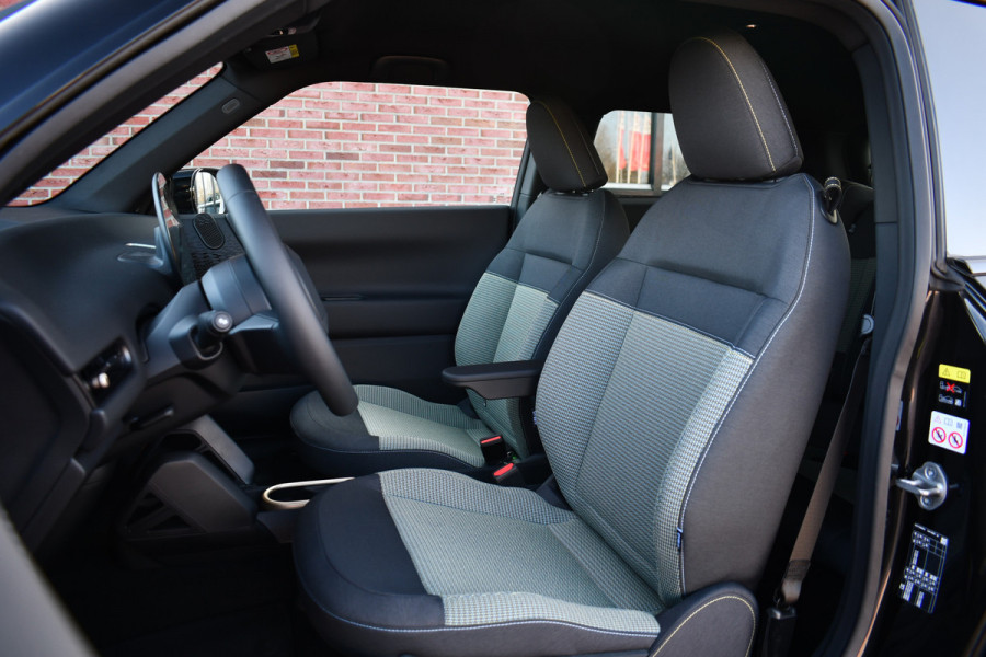 MINI Cooper E Blackyard | NIEUW | Camera | Head-up