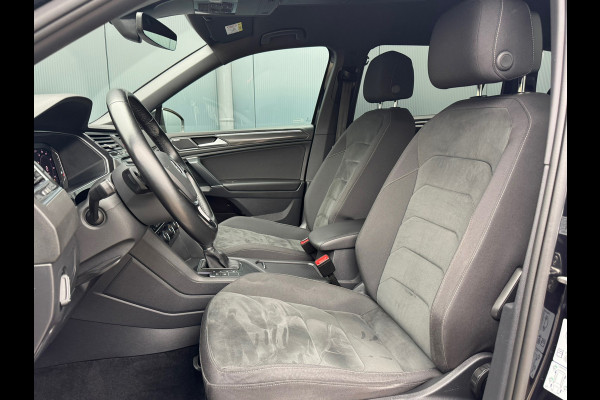 Volkswagen Tiguan Allspace 1.5 TSI R-Line * Trekhaak * Camera * Virtual Cockpit * Stoelverwarming *