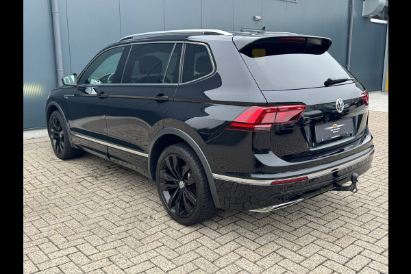 Volkswagen Tiguan Allspace 1.5 TSI R-Line * Trekhaak * Camera * Virtual Cockpit * Stoelverwarming *