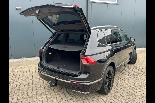 Volkswagen Tiguan Allspace 1.5 TSI R-Line * Trekhaak * Camera * Virtual Cockpit * Stoelverwarming *