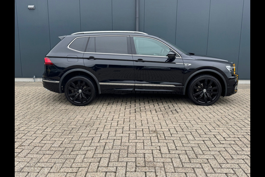 Volkswagen Tiguan Allspace 1.5 TSI R-Line * Trekhaak * Camera * Virtual Cockpit * Stoelverwarming *