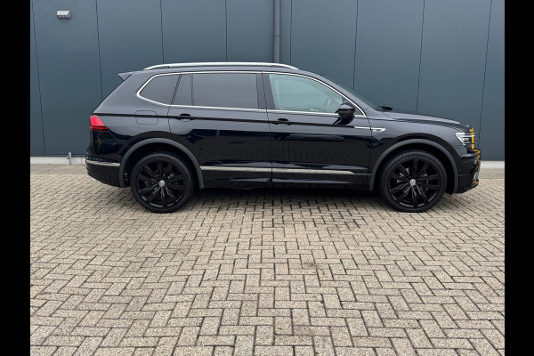 Volkswagen Tiguan Allspace 1.5 TSI R-Line * Trekhaak * Camera * Virtual Cockpit * Stoelverwarming *