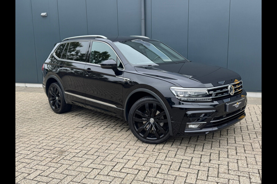 Volkswagen Tiguan Allspace 1.5 TSI R-Line * Trekhaak * Camera * Virtual Cockpit * Stoelverwarming *
