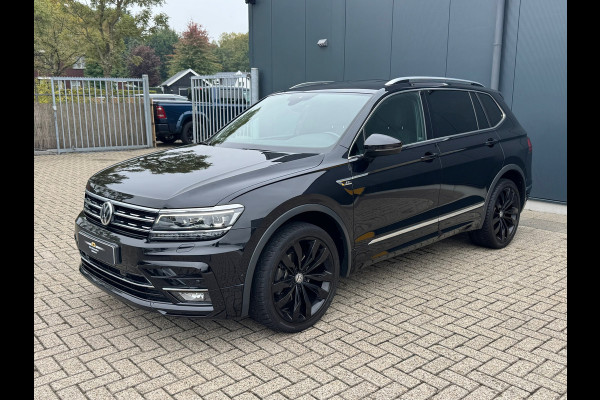 Volkswagen Tiguan Allspace 1.5 TSI R-Line * Trekhaak * Camera * Virtual Cockpit * Stoelverwarming *
