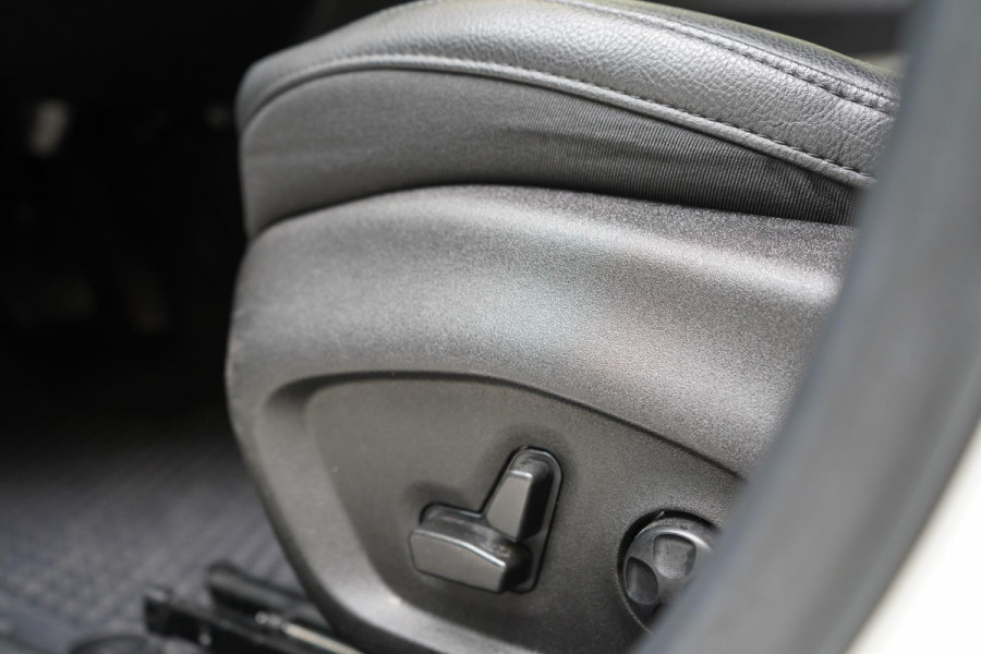 Jeep Compass 4xe 240 Plug-in Hybrid Electric S | SoH 89% | Leder | Navigatie | Achteruitrijcamera | Stuurverwarming