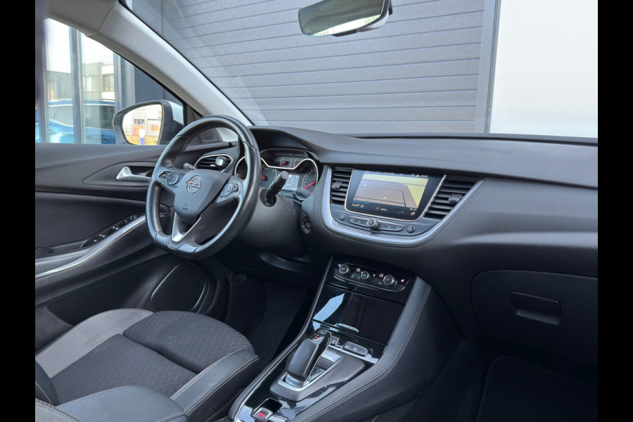 Opel Grandland X 1.6 Turbo Hybrid Elegance /Camera / Carplay