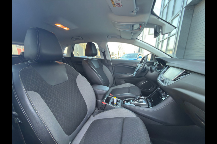 Opel Grandland X 1.6 Turbo Hybrid Elegance /Camera / Carplay