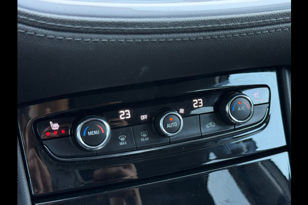 Opel Grandland X 1.6 Turbo Hybrid Elegance /Camera / Carplay