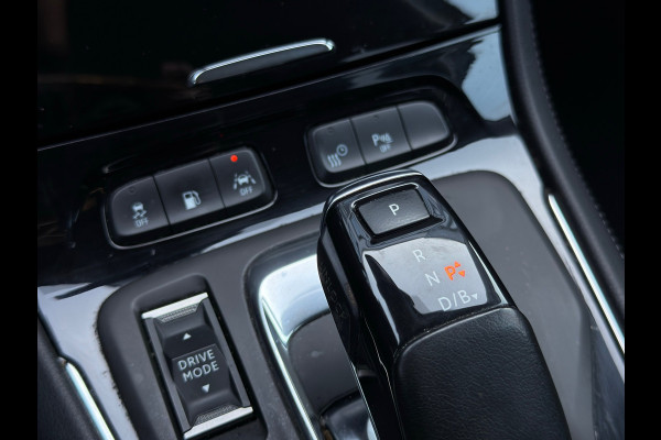 Opel Grandland X 1.6 Turbo Hybrid Elegance /Camera / Carplay