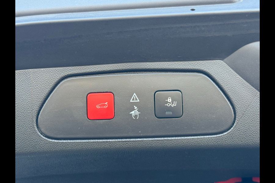 Opel Grandland X 1.6 Turbo Hybrid Elegance /Camera / Carplay