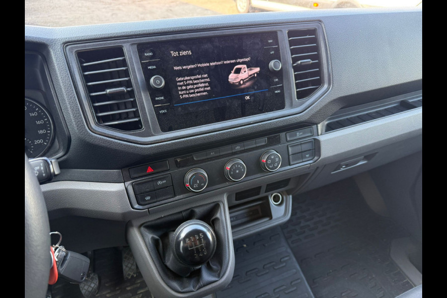 Volkswagen Crafter 35 2.0 TDI L3 Bakwagen Laadklep 140pk Zijdeur Navi Airco Lat om Lat