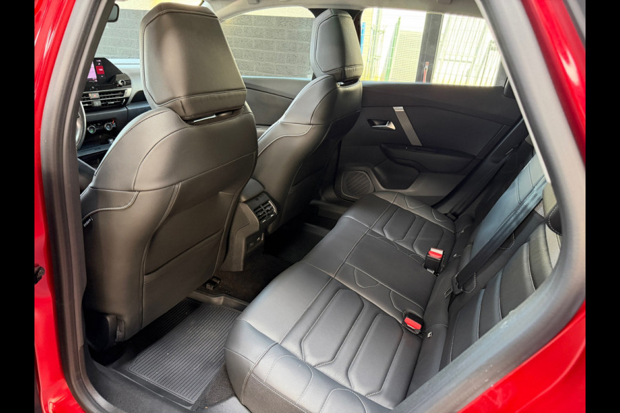 Citroën C4 1.2 Puretech Shine | Leder | 360 camera | Massage | Pano | Stoelverwarming