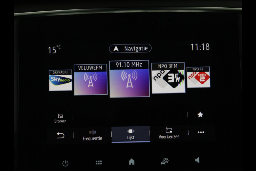 Renault Mégane 1.3 TCe Intens | Trekhaak | Carplay | Keyless | Navigatie | Full LED | Climate control | Parkeerhulp | Bluetooth | Cruise control