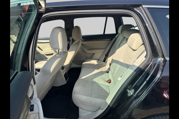Škoda Octavia Combi 1.5 TSI Greentech Sport Business | automaat | 150 PK |