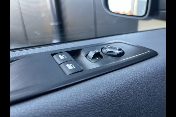 Peugeot Expert 2.0 HDI E6 123pk Premuim Long, 3-zits Lease €276 p/m, Airco, PDC, Carplay, Camera, Onderhouds historie aanwezig