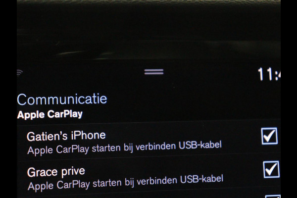 Volvo V60 2.0 B4 R-Design | Stoelverwarming | Adaptive cruise | Carplay | Camera | Keyless | Navigatie | Half leder | Full LED | Parkeerhulp | Climate control