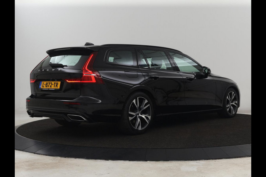 Volvo V60 2.0 B4 R-Design | Stoelverwarming | Adaptive cruise | Carplay | Camera | Keyless | Navigatie | Half leder | Full LED | Parkeerhulp | Climate control