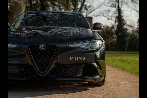 Alfa Romeo Giulia 2.9 V6 Quadrifoglio | Carbon stoelen | Akrapovic | Harman/Kardon