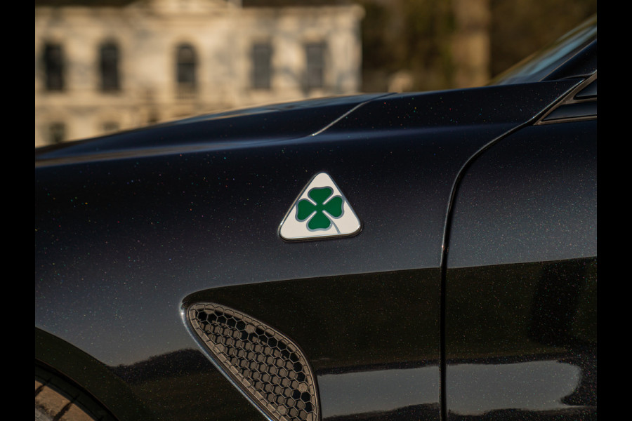 Alfa Romeo Giulia 2.9 V6 Quadrifoglio | Carbon stoelen | Akrapovic | Harman/Kardon
