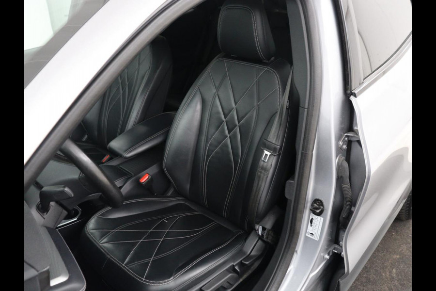 Ford Mustang Mach-E RWD 75 kWh | SOH 94% | Leder | Stoelverwarming | Adaptive cruise | Camera | Carplay | Navigatie | Stuurverwarming | Keyless | Full LED | Dodehoek detectie