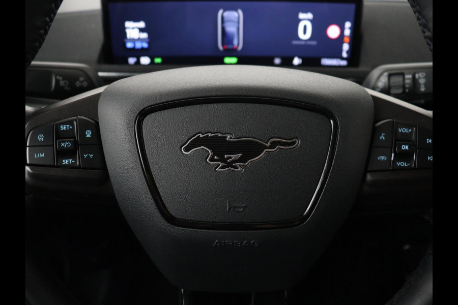Ford Mustang Mach-E RWD 75 kWh | SOH 94% | Leder | Stoelverwarming | Adaptive cruise | Camera | Carplay | Navigatie | Stuurverwarming | Keyless | Full LED | Dodehoek detectie
