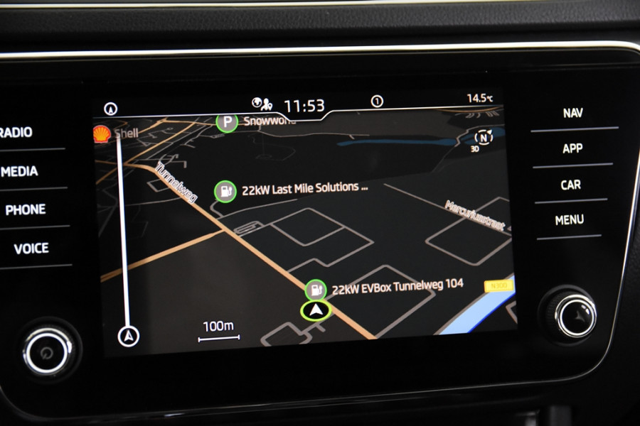 Škoda Superb Combi 2.0 TDI Business Edition Plus *1ste Eigenaar*Navigatie*Stoelverwarming*