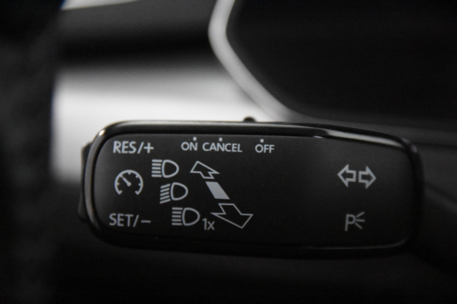 Škoda Superb Combi 2.0 TDI Business Edition Plus *1ste Eigenaar*Navigatie*Stoelverwarming*