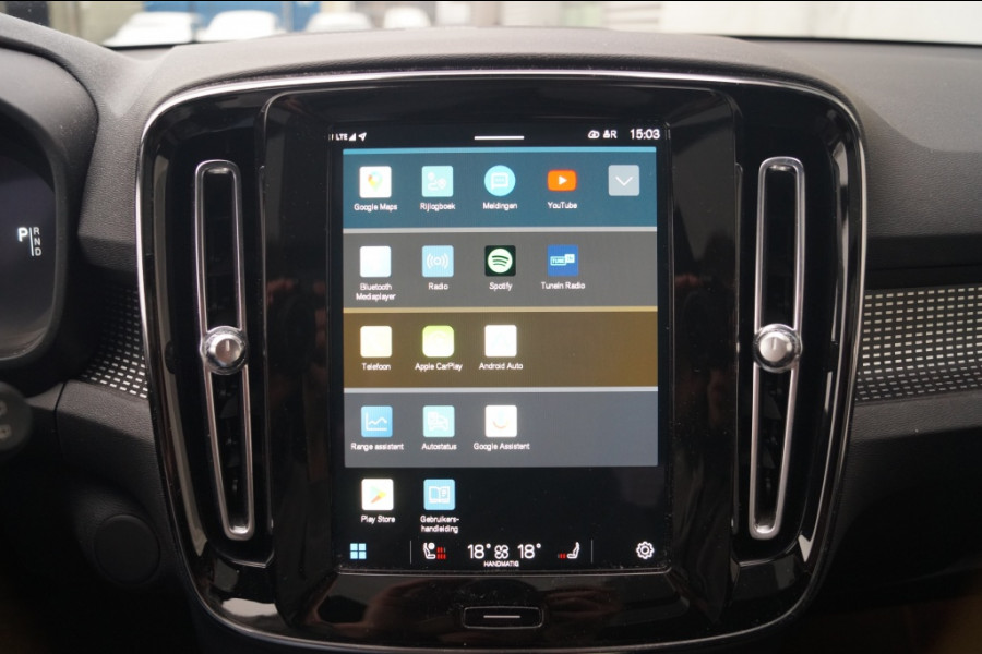 Volvo XC40 Recharge P8 AWD R-Design -PANO-NAVI-ECC-